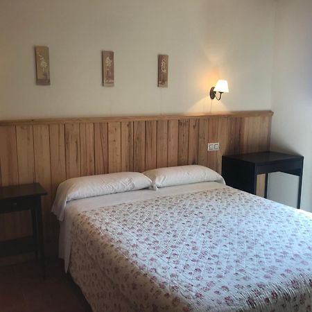Apartamentos El Jardin Del Poeta Guijo de Granadilla ภายนอก รูปภาพ