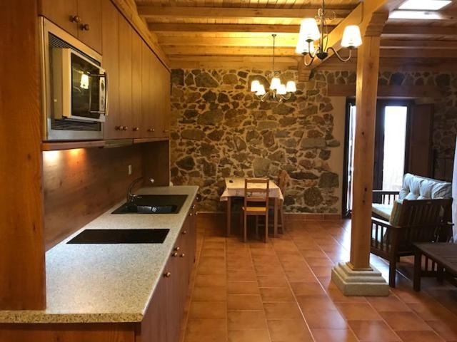 Apartamentos El Jardin Del Poeta Guijo de Granadilla ห้อง รูปภาพ