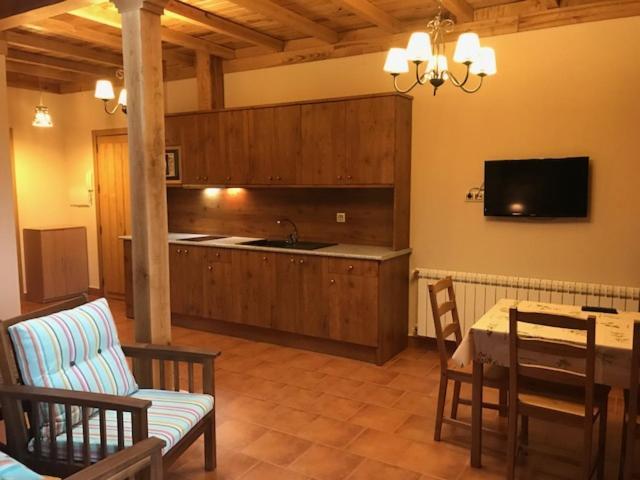 Apartamentos El Jardin Del Poeta Guijo de Granadilla ห้อง รูปภาพ