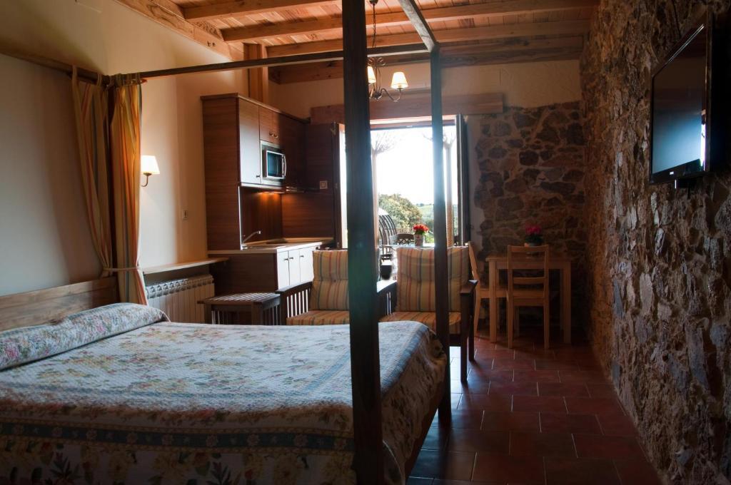 Apartamentos El Jardin Del Poeta Guijo de Granadilla ห้อง รูปภาพ